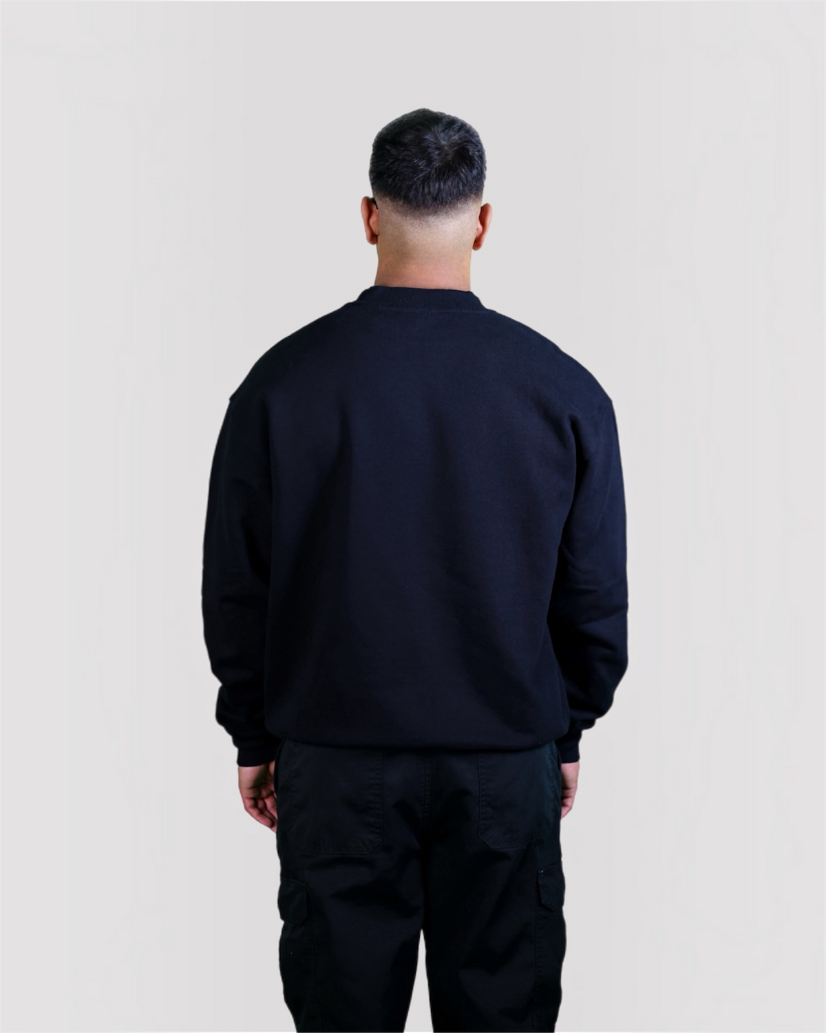 WORLD TOUR Crewneck