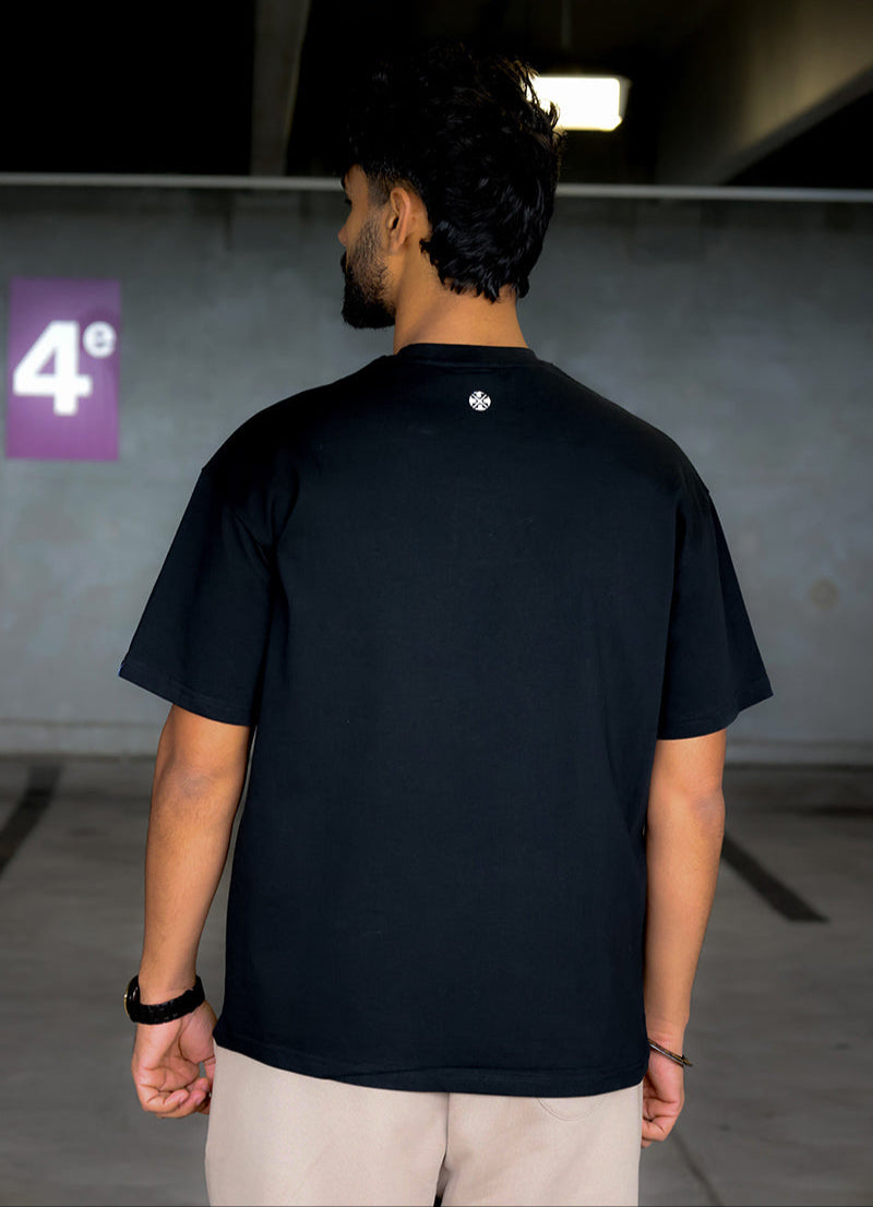 Croc on Hunt (Black)